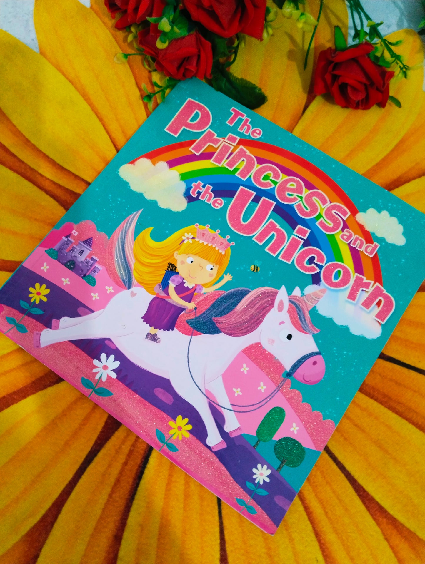 The Princess and the Unicorn(Glitter book)π