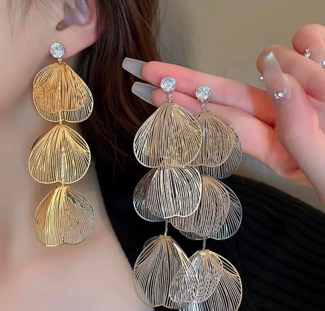 🌿 Statement Leaf Drop Earrings – Anti-Tarnish Luxury Finish